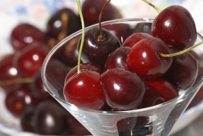 Черешня: польза и калорийность Черешня: польза и калорийность